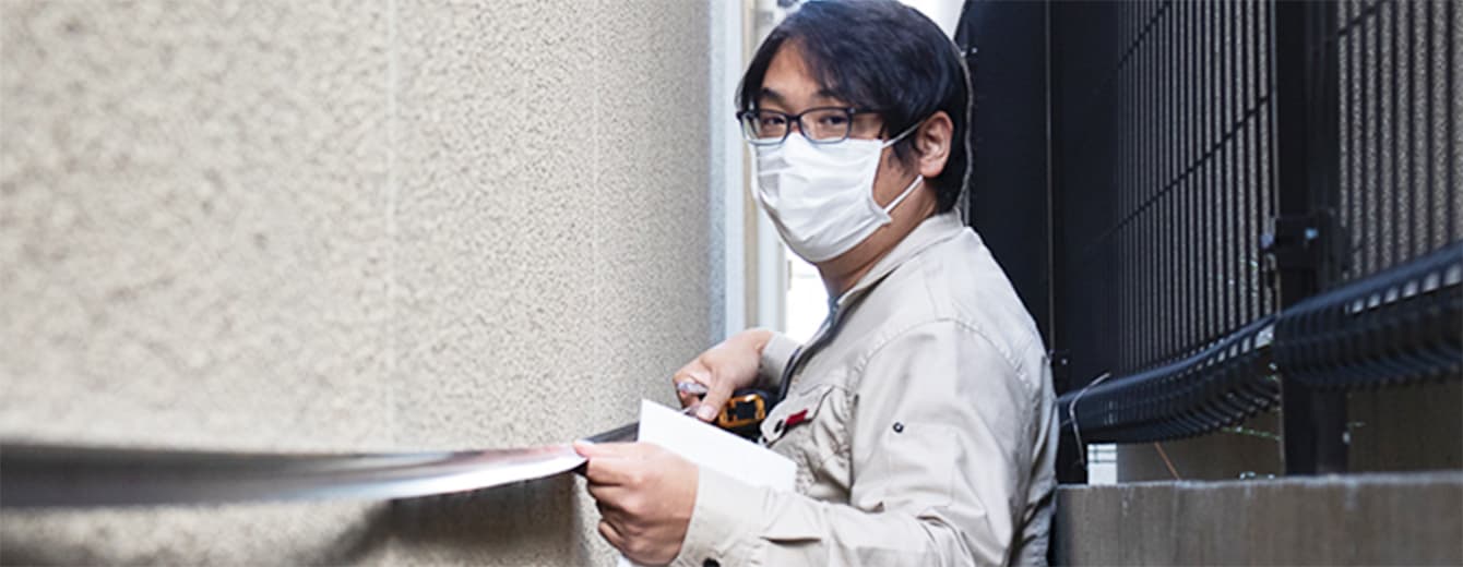 シミズホーム代表による現地調査の様子